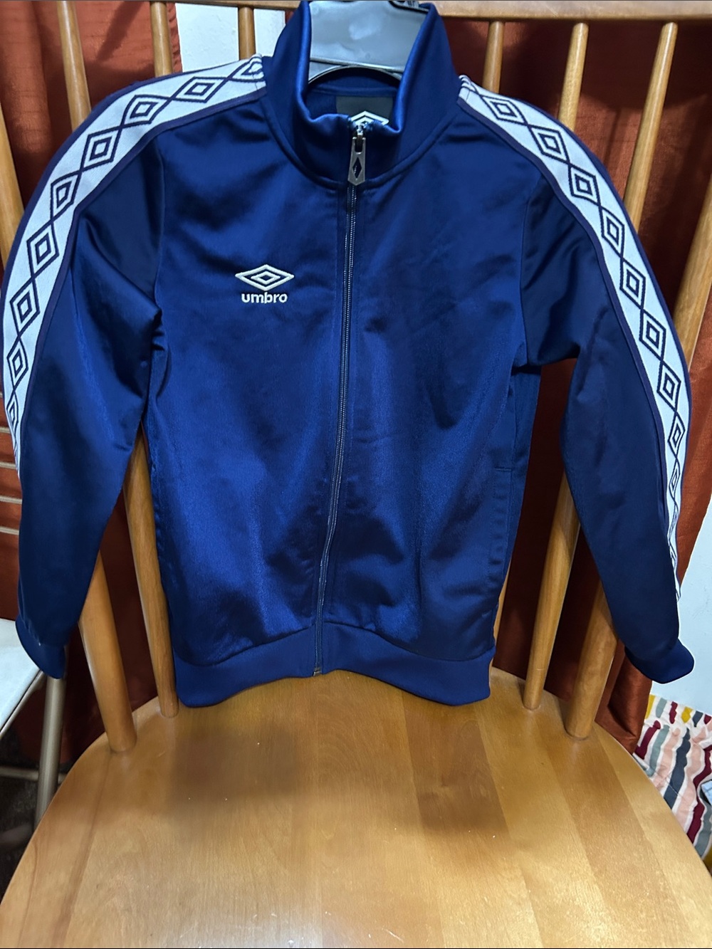 Umbro Navy Blue Full Front Zip Kids Track Jacket with White Diamond Taping. EUC